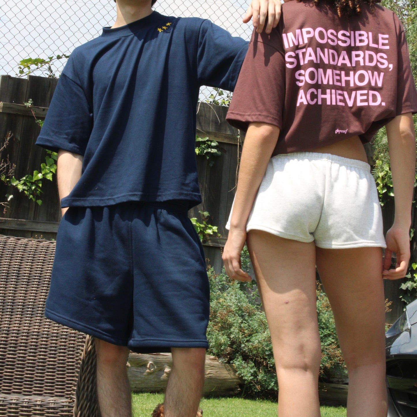 SHORTS MUJER GRIS